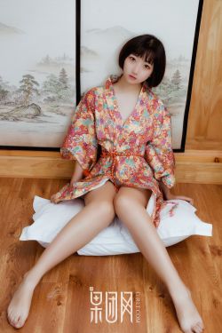 安妮海瑟薇女巫